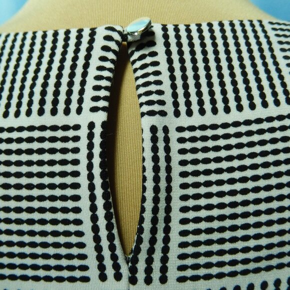 Calvin Klein Black & White Pleated Neck Career Shell Sleeveless Medium EUC - Picture 7 of 11